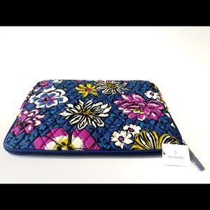 Vera Bradley Tablet Sleeve African Violet 13” NWT